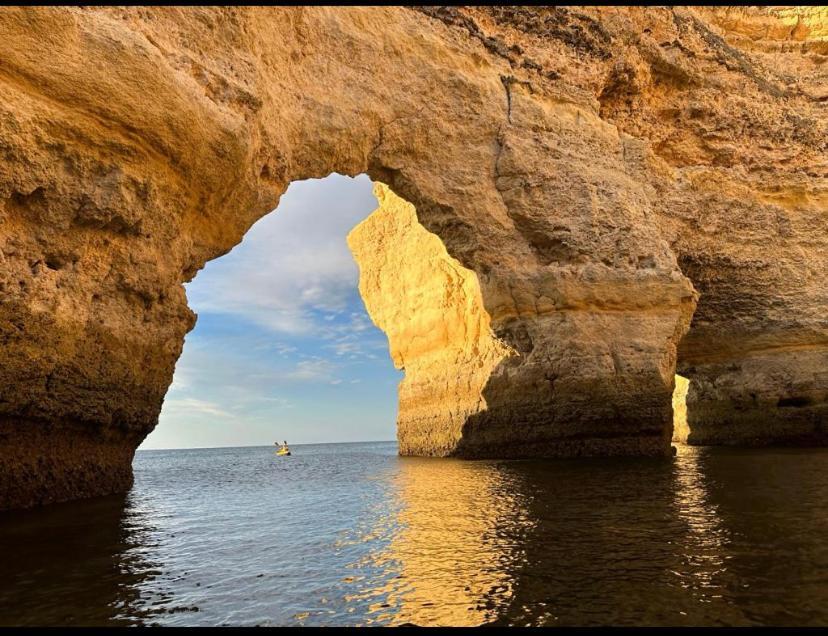 Bed and Breakfast A Beira Do Vale, Carvoeiro Карвоейру Экстерьер фото
